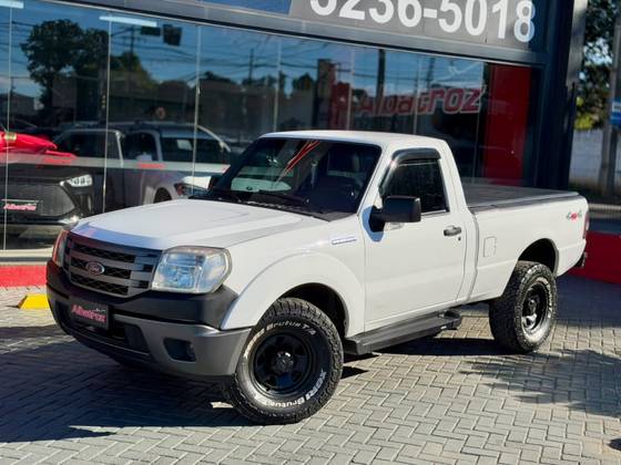FORD RANGER 3.0 XL 4X4 CS TURBO ELECTRONIC DIESEL 2P MANUAL FORD RANGER 3.0 XL 4X4 CS TURBO ELECTRONIC DIESEL 2P MANUAL